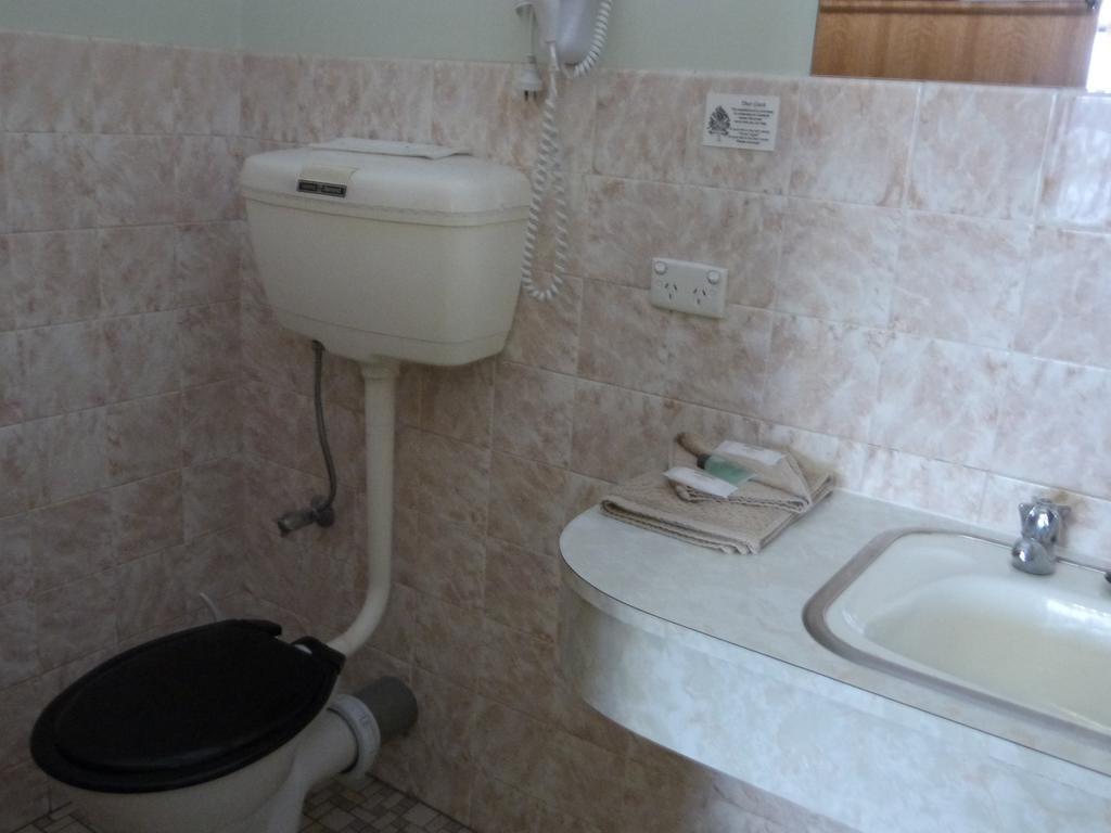 מאונט גמבייר Grand Central Motel חדר תמונה