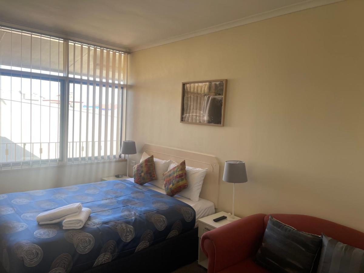 מאונט גמבייר Grand Central Motel מראה חיצוני תמונה