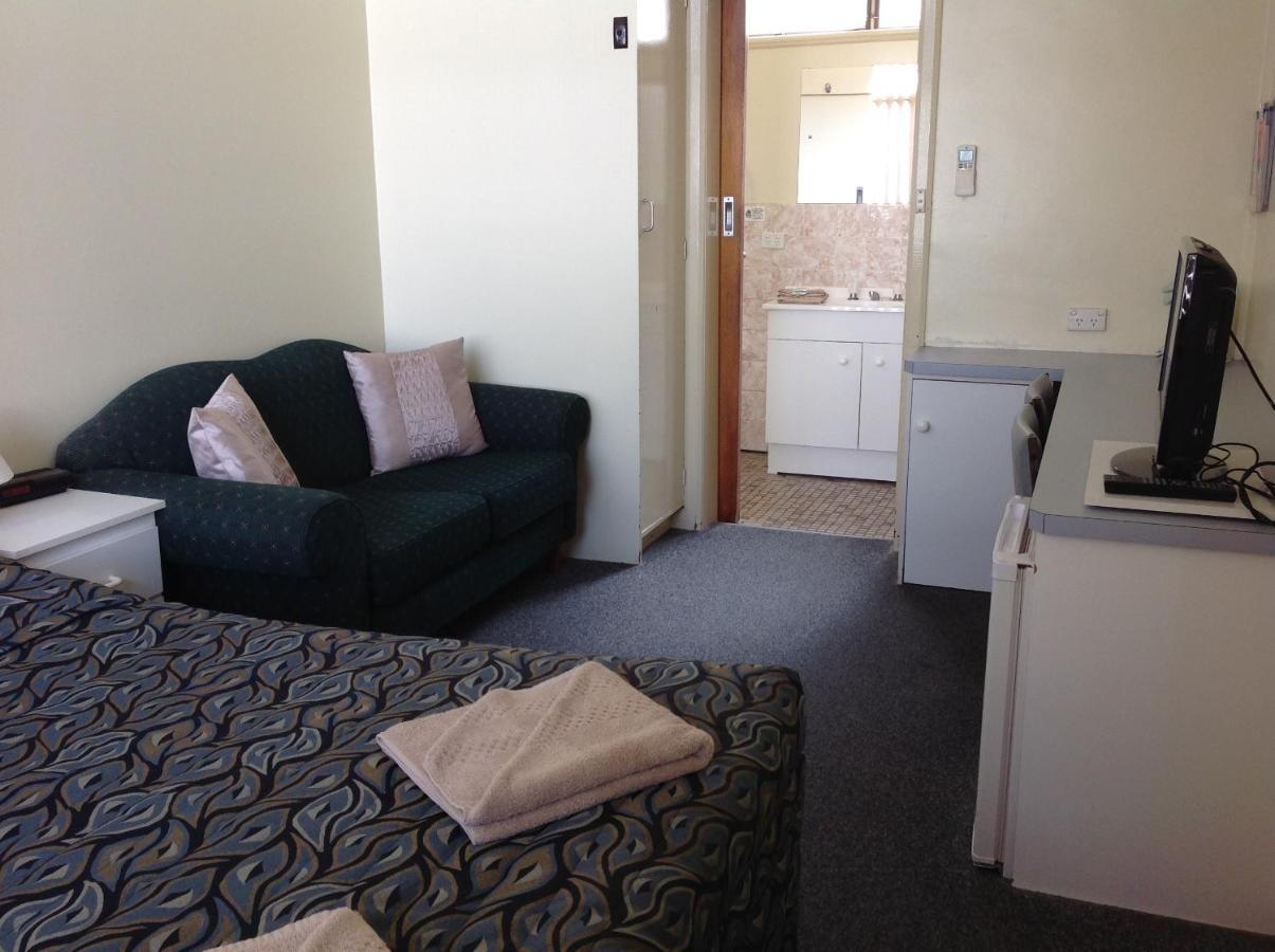 מאונט גמבייר Grand Central Motel חדר תמונה